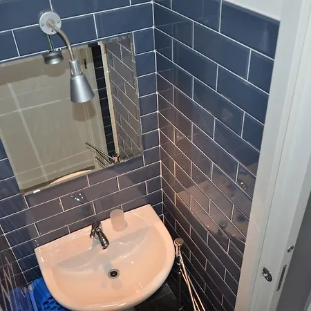 Un Caffe Sul Balcone 2 아파트 *