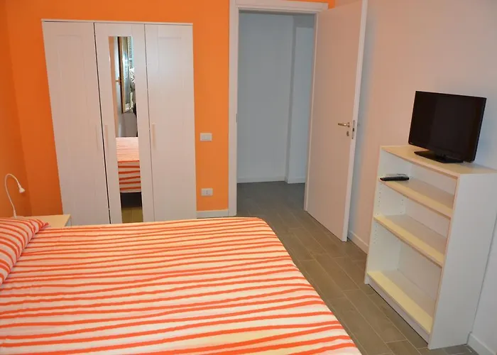 Un Caffe Sul Balcone 2 דירה *