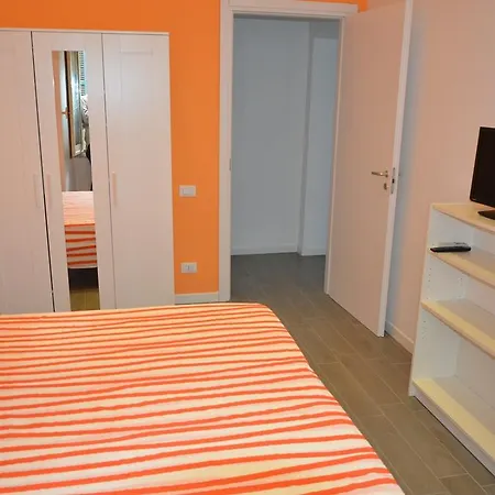 Un Caffe Sul Balcone 2 Apartamento *